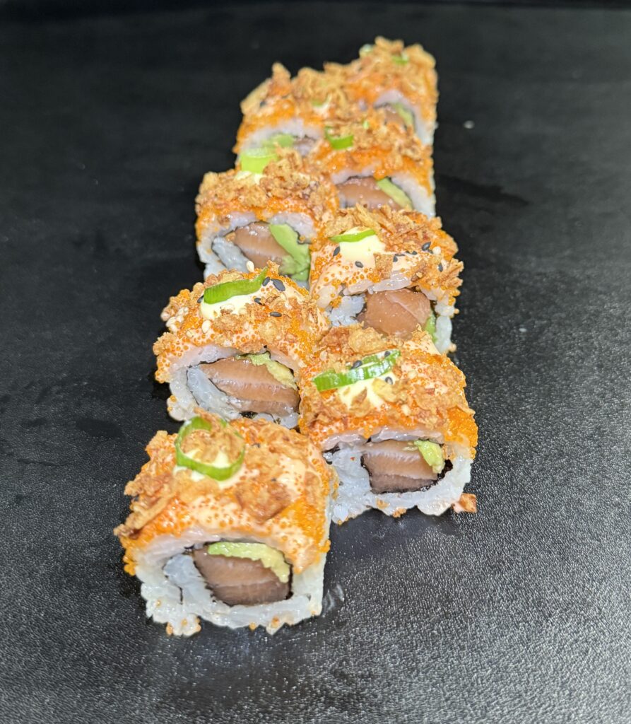 uramaki pittige zalm